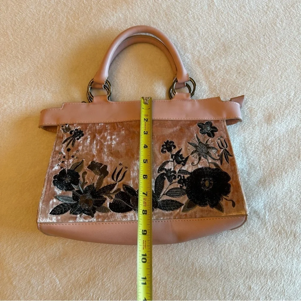 Chic Floral Embroidered Velour Satchel in Pink